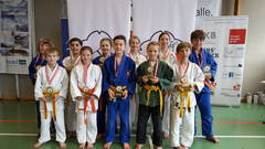 U12