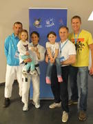 Elisabeth mit ihren beiden Kids und dem Betreuerteam der Judo Union Raika Osttirol